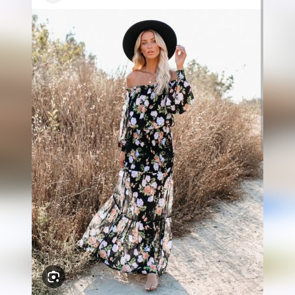 Vici Floral Maxi Dress - Black and Pink